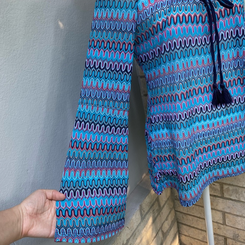 No Comment. Multicolor Wave Pattern Open Knit Top - image 5